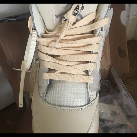 Air Jordan 4 “off white” edition - Picture 2 of 6
